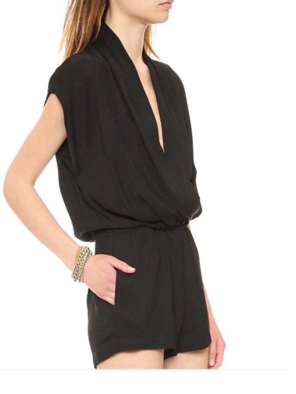 L’AGENCE Silk Draped Romper Black Deep V Cap Sleeve Size 4 NWT - Picture 3 of 5